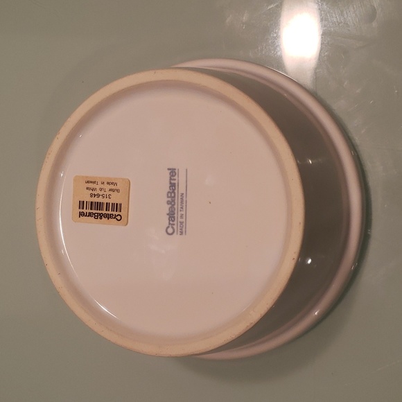 Crate & Barrel 6 White Bowls with Lid - Picture 4 of 8